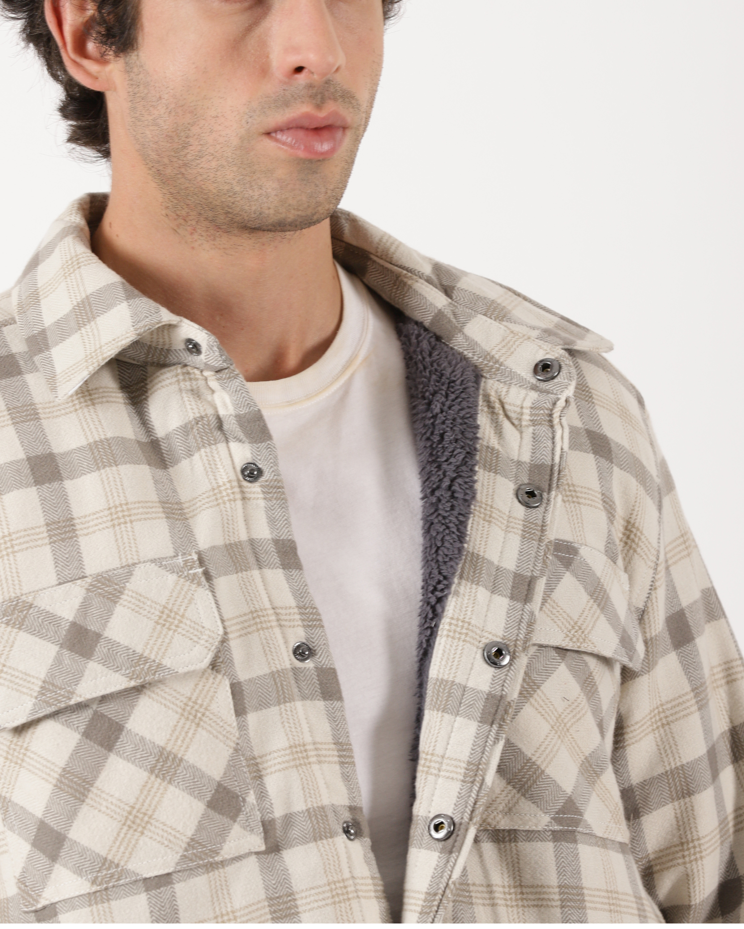 Cream & Beige Men's Fleeece - Lined Checked Shacket